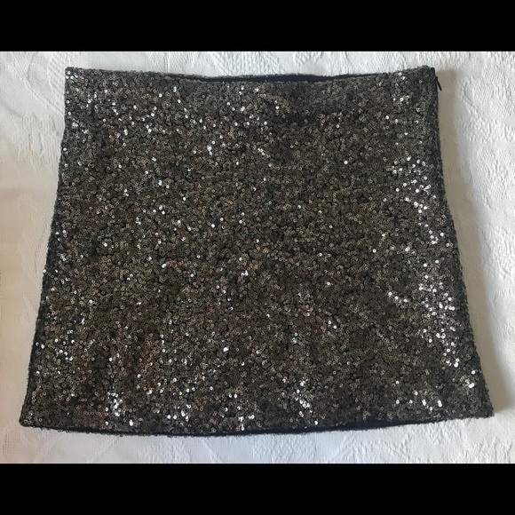 Sparkle skirt - Picture 1 of 3